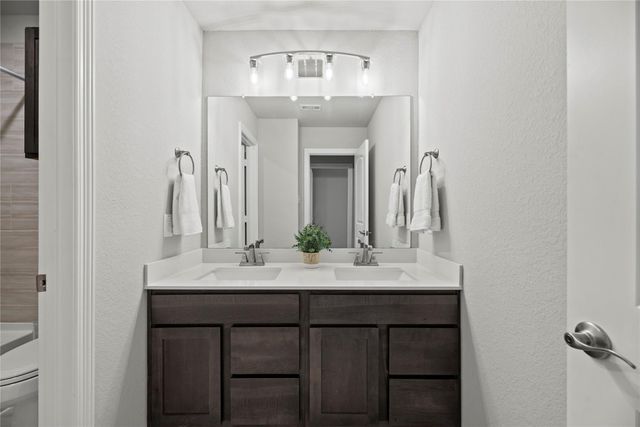 8001 Scanlan Trail, Missouri City, TX 77459