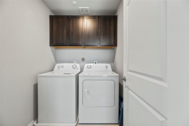 8001 Scanlan Trail, Missouri City, TX 77459