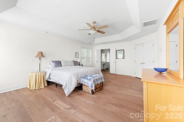 8812 Kingston Forest Drive, Charlotte, NC 28277