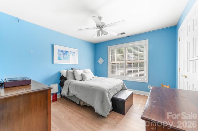 8812 Kingston Forest Drive, Charlotte, NC 28277