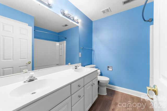 8812 Kingston Forest Drive, Charlotte, NC 28277