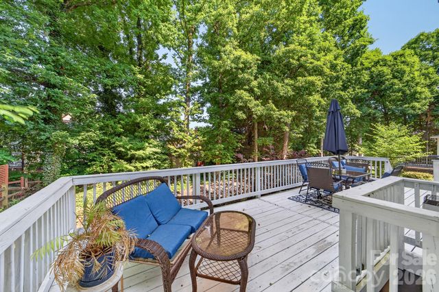 8812 Kingston Forest Drive, Charlotte, NC 28277