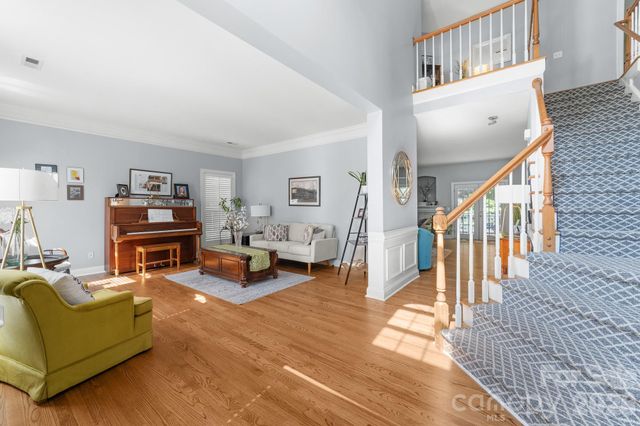 8812 Kingston Forest Drive, Charlotte, NC 28277