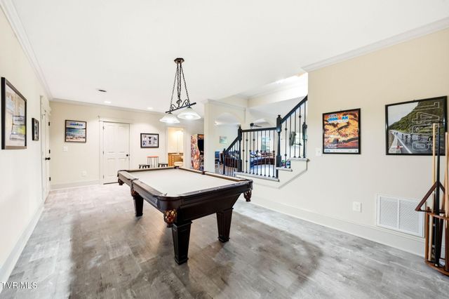 122 Sun Chase Court, Johnson City, TN 37615