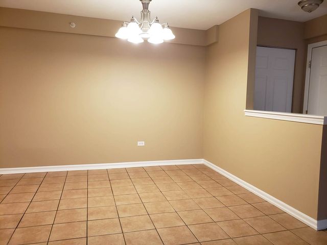 10209 S 86TH Terrace 308, Palos Hills, IL 60465