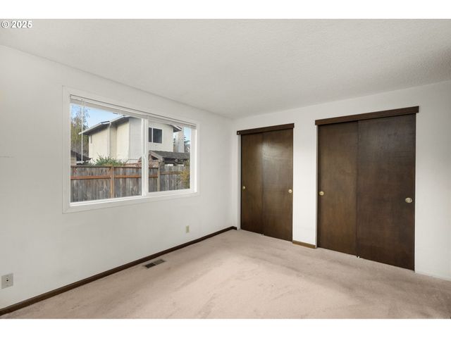 19055 Sw BUTTERNUT St, Beaverton, OR 97078