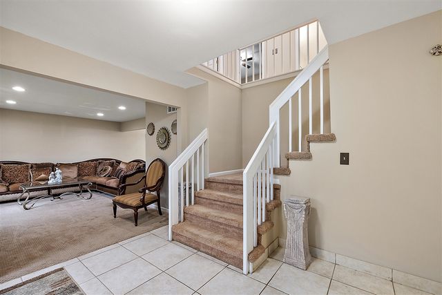 30521 Knighton Drive, Farmington, MI 48331