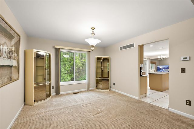 30521 Knighton Drive, Farmington, MI 48331