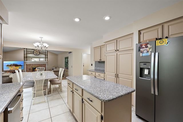 30521 Knighton Drive, Farmington, MI 48331