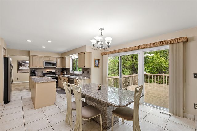 30521 Knighton Drive, Farmington, MI 48331