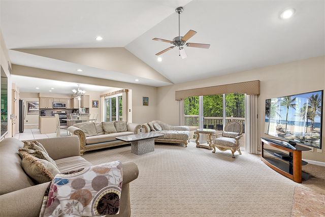 30521 Knighton Drive, Farmington, MI 48331