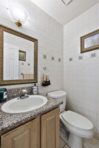 30521 Knighton Drive, Farmington, MI 48331