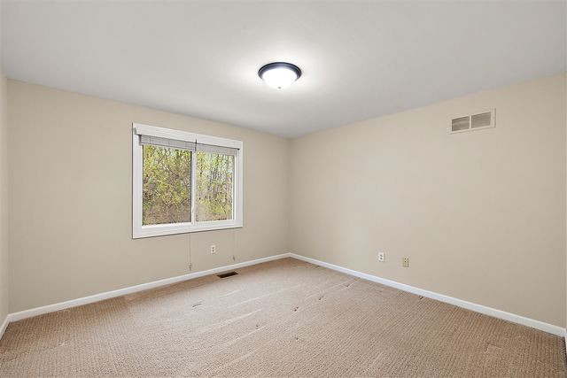 30521 Knighton Drive, Farmington, MI 48331