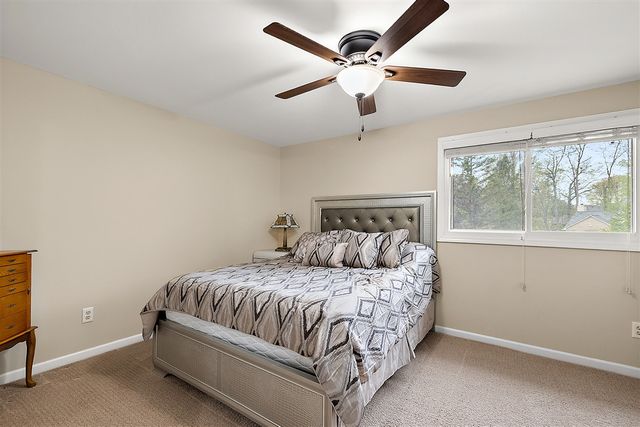 30521 Knighton Drive, Farmington, MI 48331