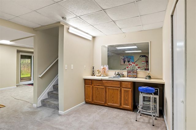 30521 Knighton Drive, Farmington, MI 48331
