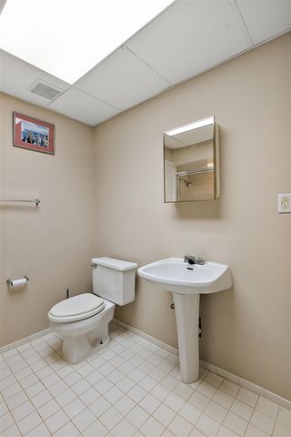 30521 Knighton Drive, Farmington, MI 48331