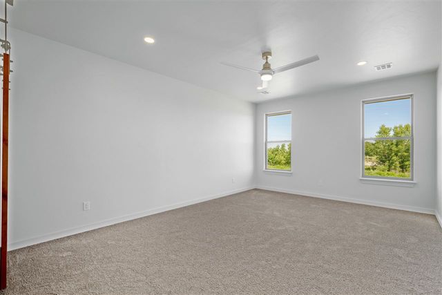 4322 Mesa Dr, Elgin, OK 73538