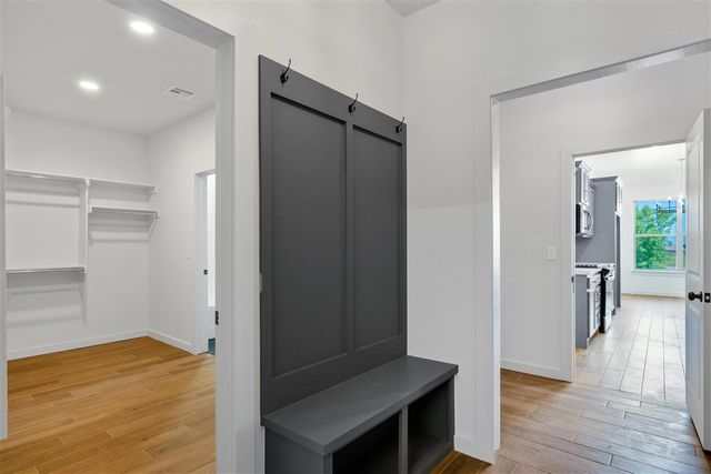 4322 Mesa Dr, Elgin, OK 73538