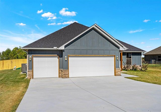 4322 Mesa Dr, Elgin, OK 73538