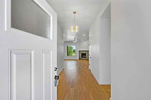 4322 Mesa Dr, Elgin, OK 73538