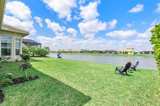 8674 SW Flutto Way, Port St. Lucie, FL 34987
