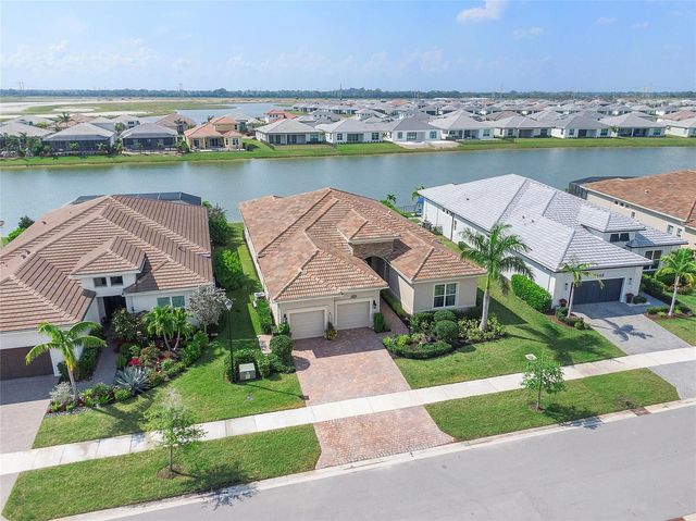 8674 SW Flutto Way, Port St. Lucie, FL 34987