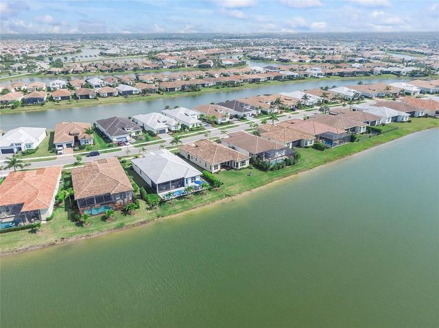 8674 SW Flutto Way, Port St. Lucie, FL 34987
