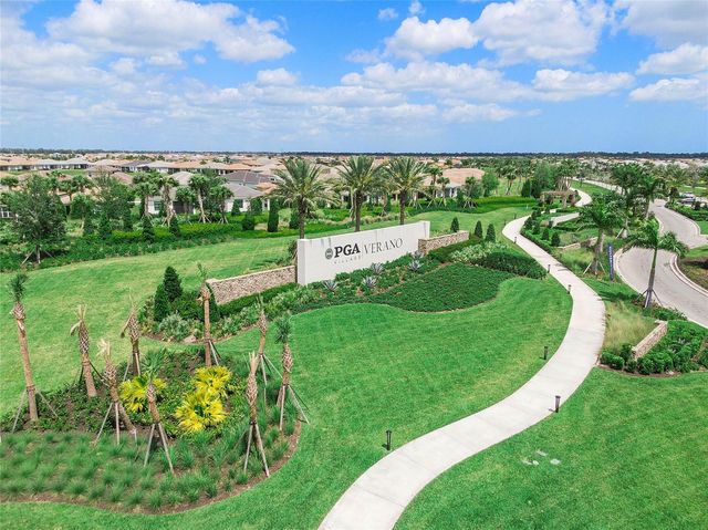 8674 SW Flutto Way, Port St. Lucie, FL 34987