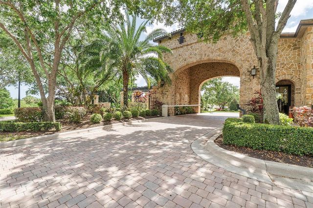 8674 SW Flutto Way, Port St. Lucie, FL 34987