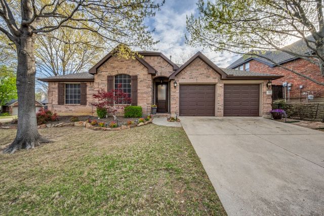 100 Barkley Drive, Hickory Creek, TX 75065