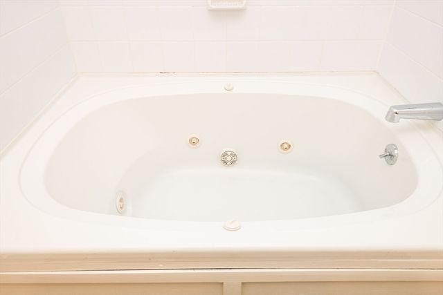 99 Washington St 33, Salem, MA 01970