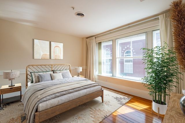 99 Washington St 33, Salem, MA 01970