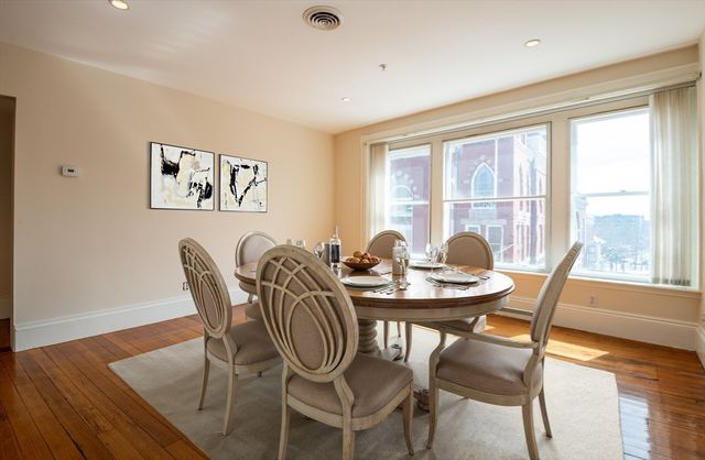 99 Washington St 33, Salem, MA 01970