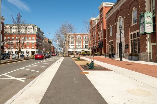 99 Washington St 33, Salem, MA 01970