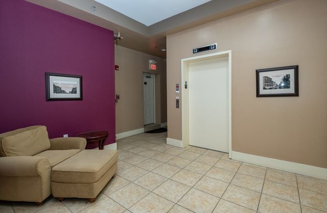 99 Washington St 33, Salem, MA 01970