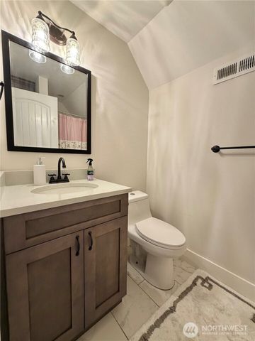 18349 NW Stavis Bay Road, Seabeck, WA 98380