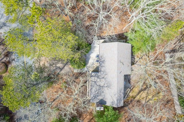 213 Fells Pond Road, Mashpee, MA 02649