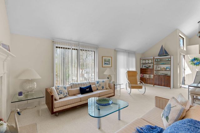 213 Fells Pond Road, Mashpee, MA 02649