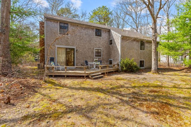 213 Fells Pond Road, Mashpee, MA 02649