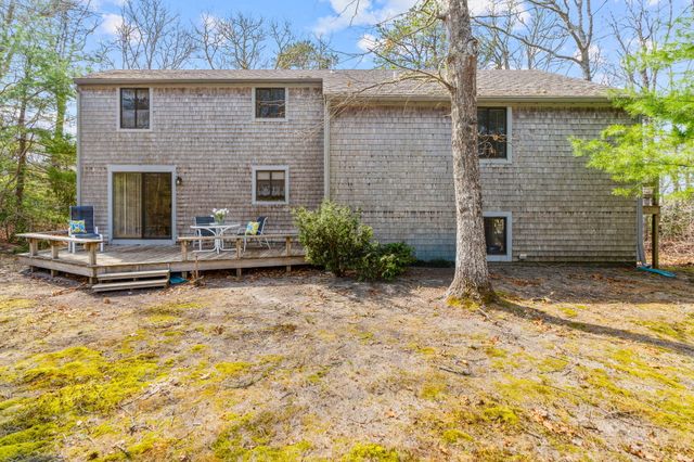 213 Fells Pond Road, Mashpee, MA 02649