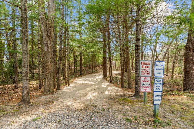 213 Fells Pond Road, Mashpee, MA 02649