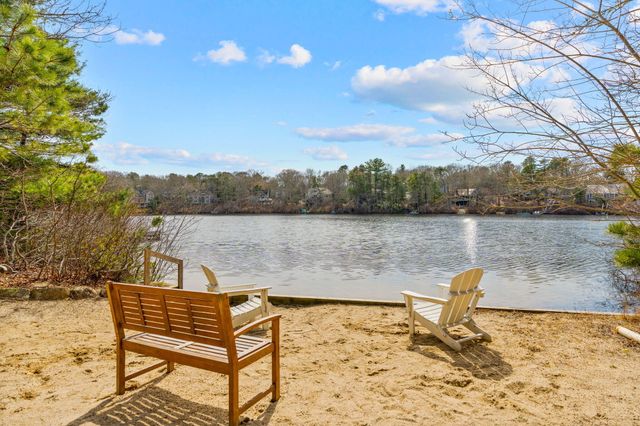 213 Fells Pond Road, Mashpee, MA 02649