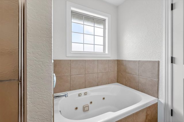 5469 S Aspen Drive, Battlefield, MO 65619