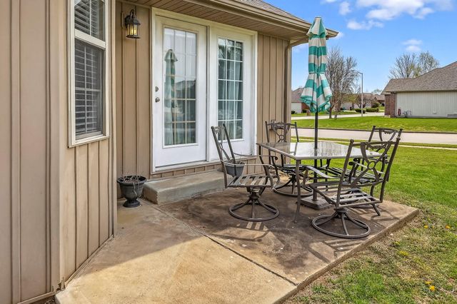 5469 S Aspen Drive, Battlefield, MO 65619