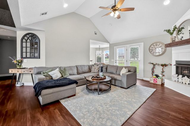 5469 S Aspen Drive, Battlefield, MO 65619