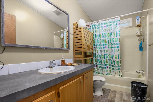 2035 Chico Way NW, Bremerton, WA 98312