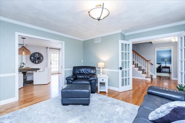 438 Middlesex Ave, Wilmington, MA 01887