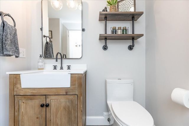 438 Middlesex Ave, Wilmington, MA 01887