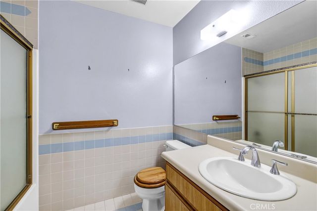 960 W Arrow E, Upland, CA 91786