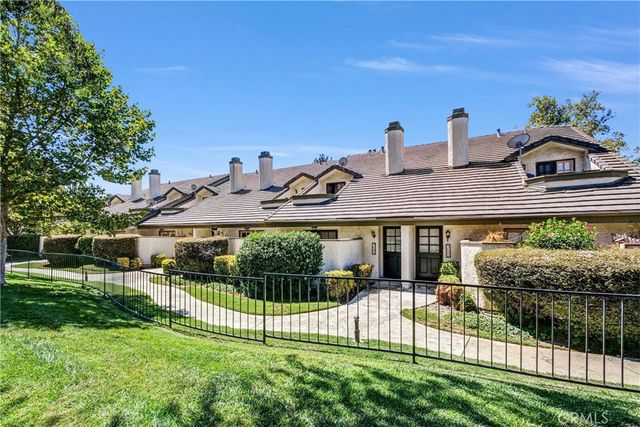 960 W Arrow E, Upland, CA 91786